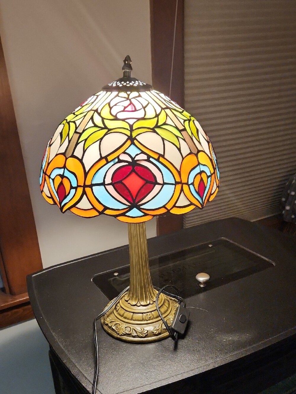 Stained Glass Table Lamp - Multicolor Tiffany-Style Home Art - Picture 2 of 3